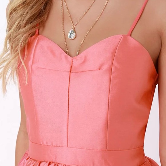 Pretty Long Dress • Size S - Picture 2 of 7